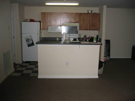 Kitchen - similar to photo