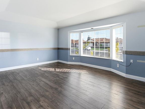 3rd image of 2377 Frederick Way