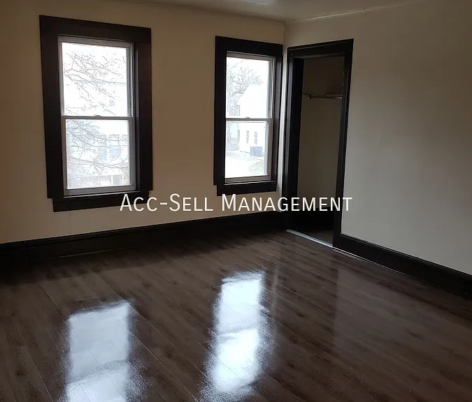 257 Gold Ave NW #2 — Photo 3