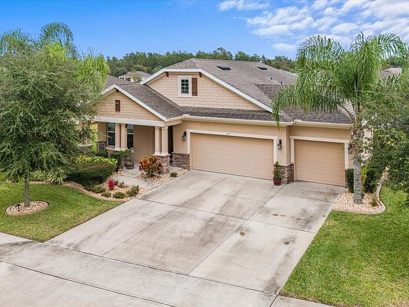 4th image of 221 River Vale Ln