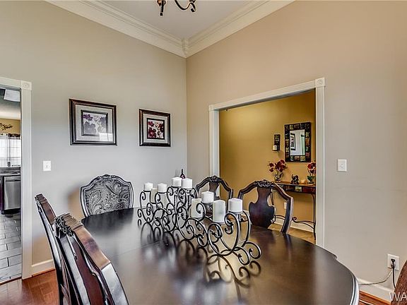 3rd image of 12547 Willow View Cir
