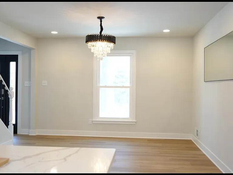 5114 Montgomery Rd — Photo 12