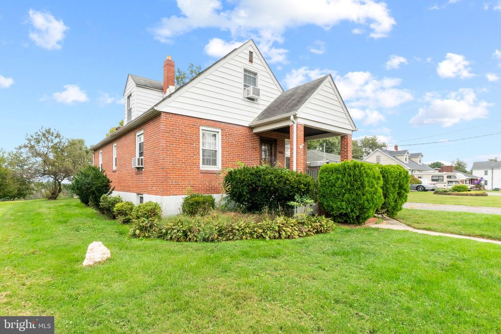 5705 McCormick Ave, Baltimore, MD 21206