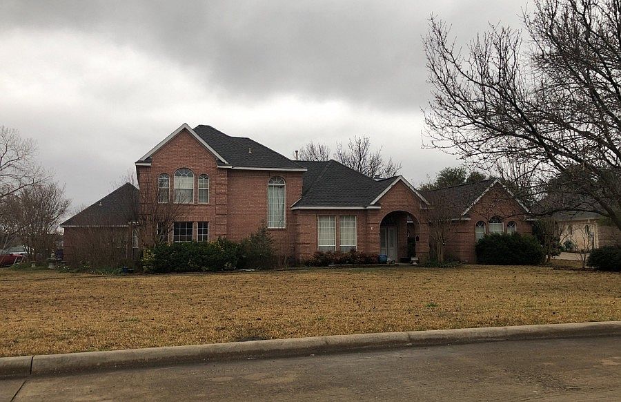 1st image of 474 Chippendale Dr