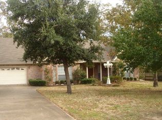 115 Lemans Dr, Lufkin, TX 75901