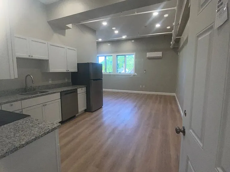 396 High St — Photo 10