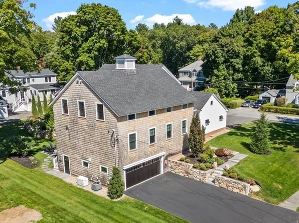 64 Summer St Floor 1, Andover, MA 01810