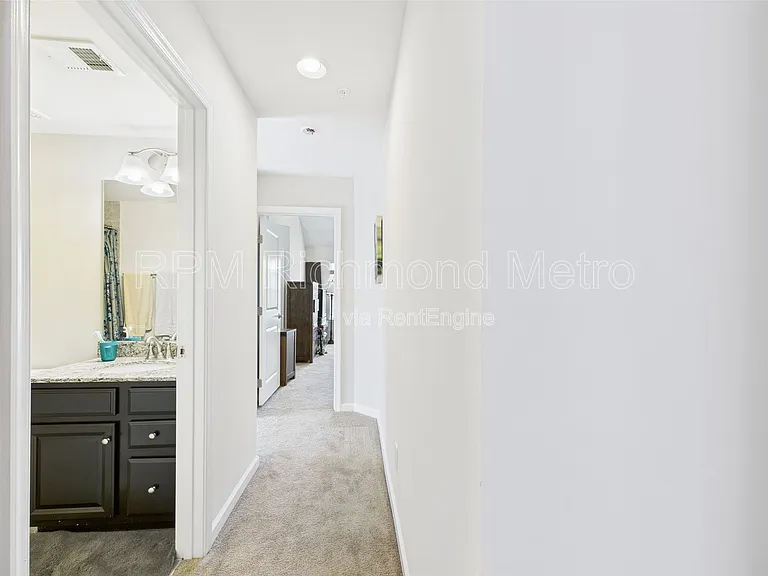 2200 Liesfeld Pkwy — Photo 36