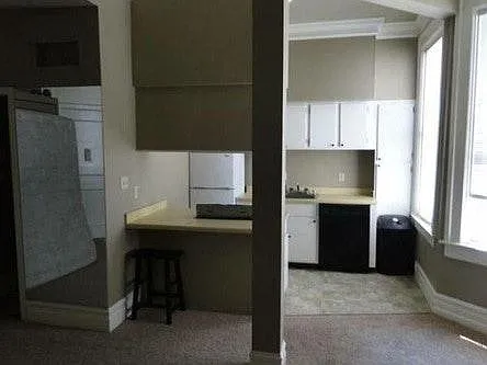 101 S Victory St #309 — Photo 2
