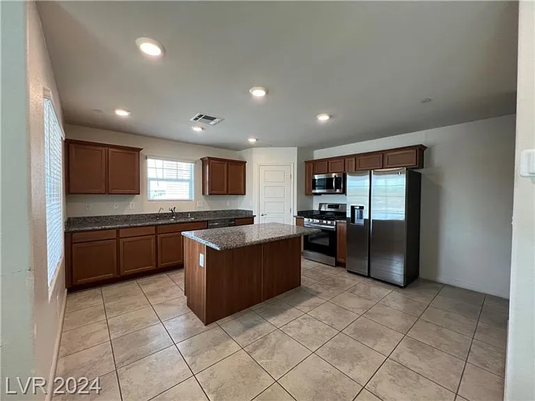 649 Pickled Pepper Pl — Photo 3