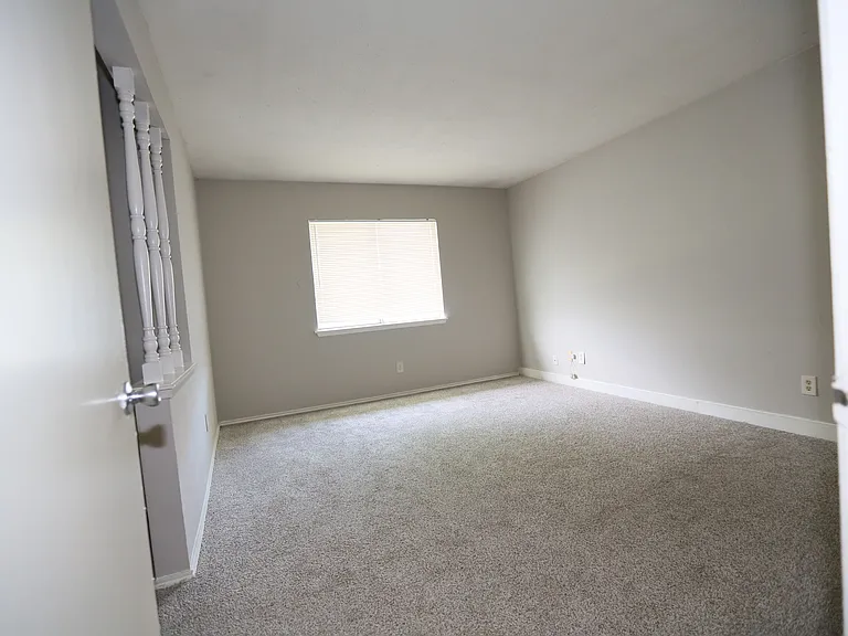 7119 Greenspring Dr — Photo 6