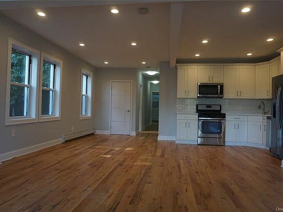2nd image of 3639 Irwin Ave
