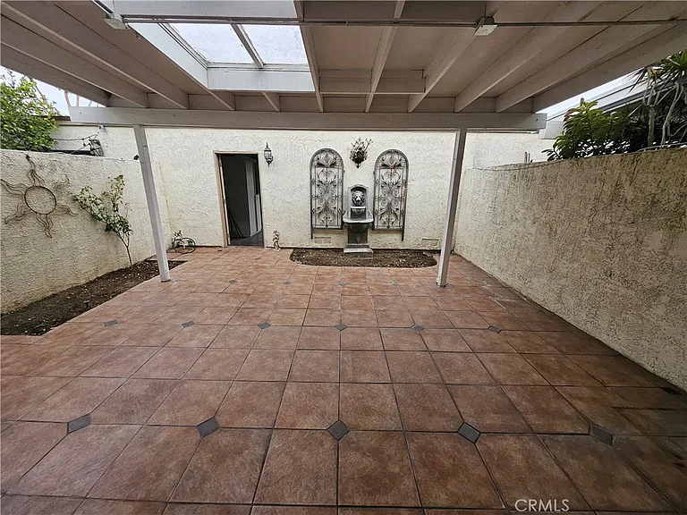 15271 Cadiz Dr — Photo 46