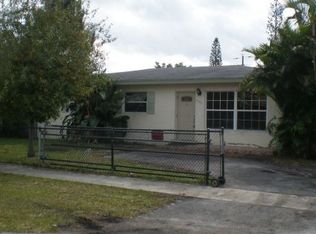 4140 Collin Dr, West Palm Beach, FL 33406