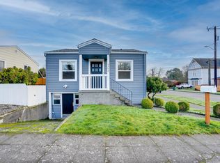 6702 Linden Ave N, Seattle, WA 98103