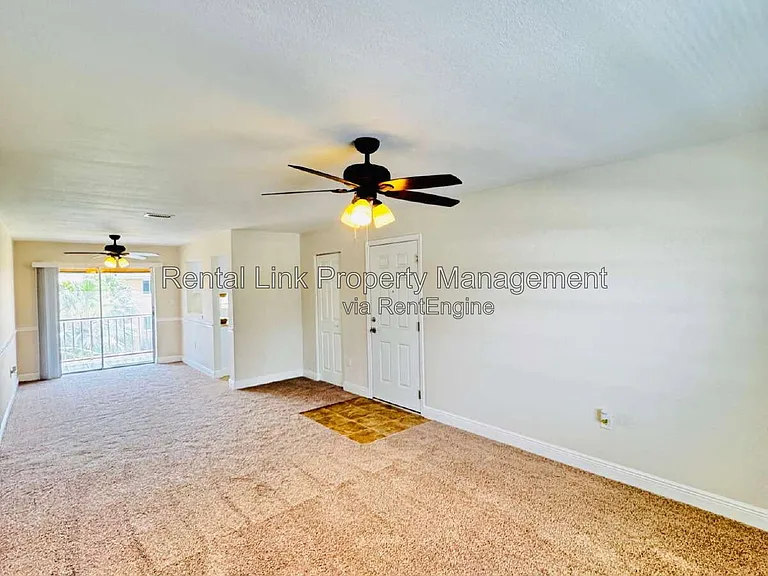 12664 Kenwood Ln #C — Photo 7