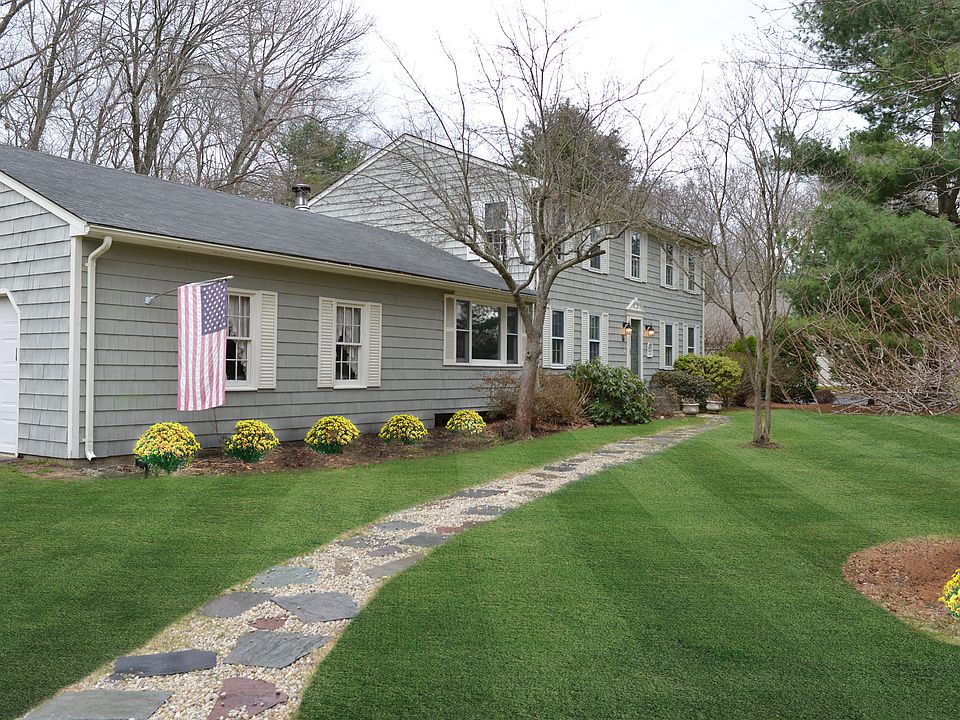 1st image of 85 Hamilton Dr
