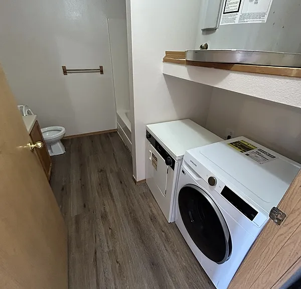 1635 W Neptune St #2 — Photo 5