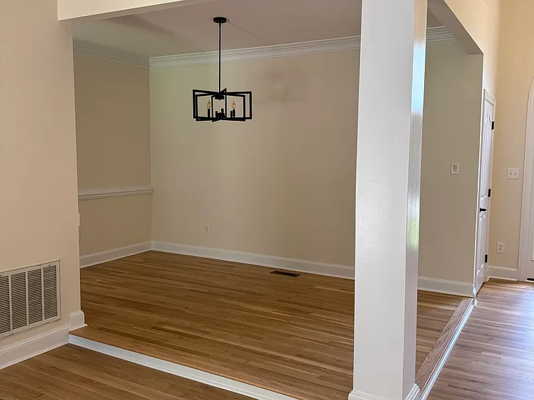 3205 Dalton Ct — Photo 8