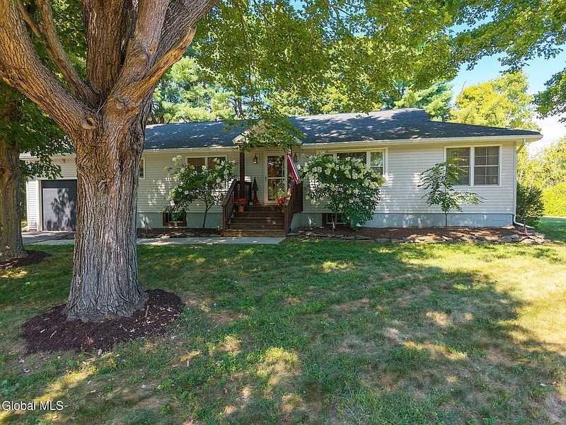 2nd image of 128 Coveville Road
