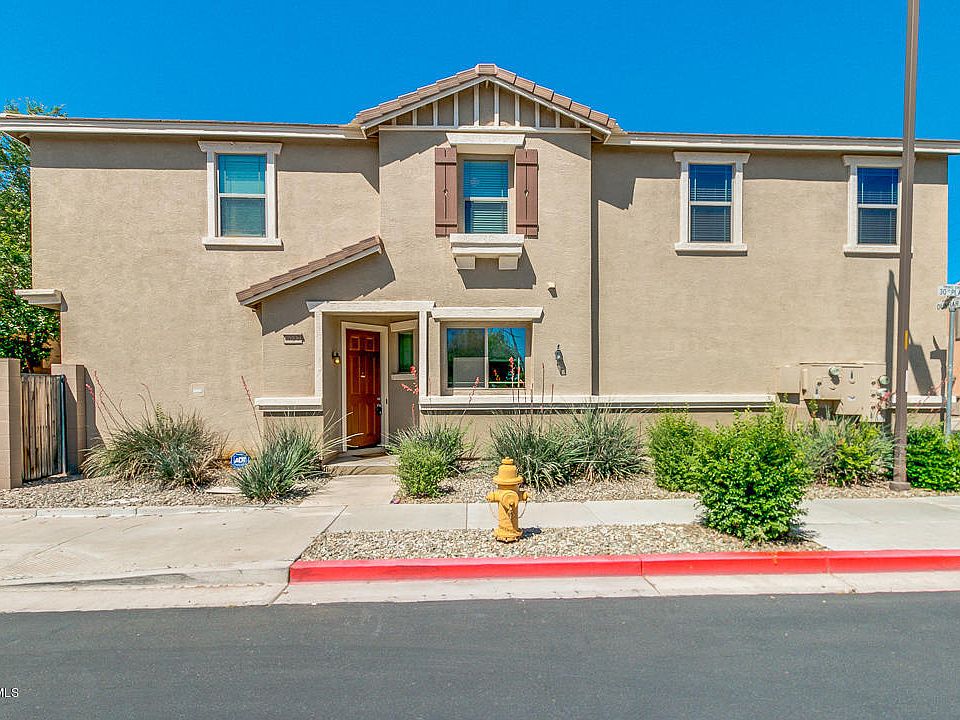 1st image of 3027 E Dunbar Dr