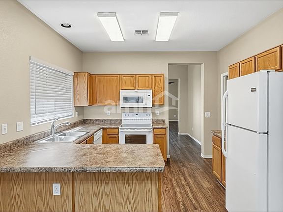 3rd image of 13369 W Evans Dr