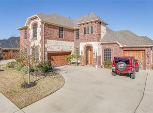 124 Diablo Dr, Burleson, TX 76028