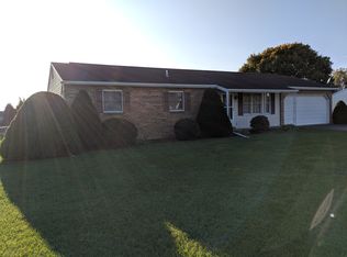 604 Forge Rd, Carlisle, PA 17015