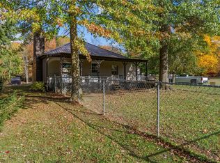2740 Maple Ln, Jamestown, PA 16134