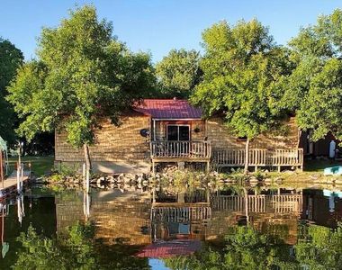 108 Lakota Is, Big Stone City, SD, 57216