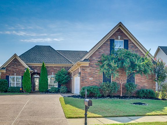 2nd image of 3340 Valley Crest Dr