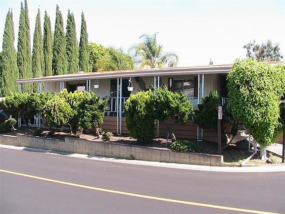 Patio Faces Interior Park Street. Not Blocked in by Another Property.