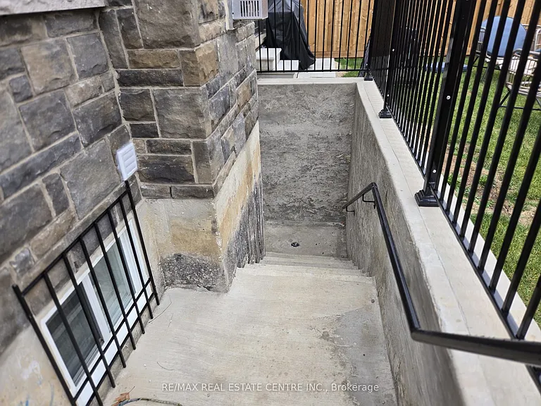 1412 Rose Way #BASEMENT — Photo 8