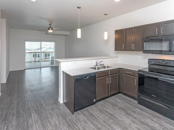 4033 N Olympia Dr Unit 224, Sioux Falls, SD 57107