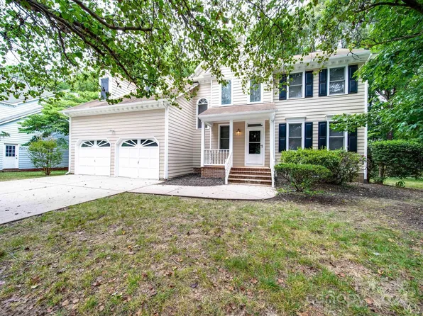 9308 Crofton Springs Dr, Charlotte, NC 28269