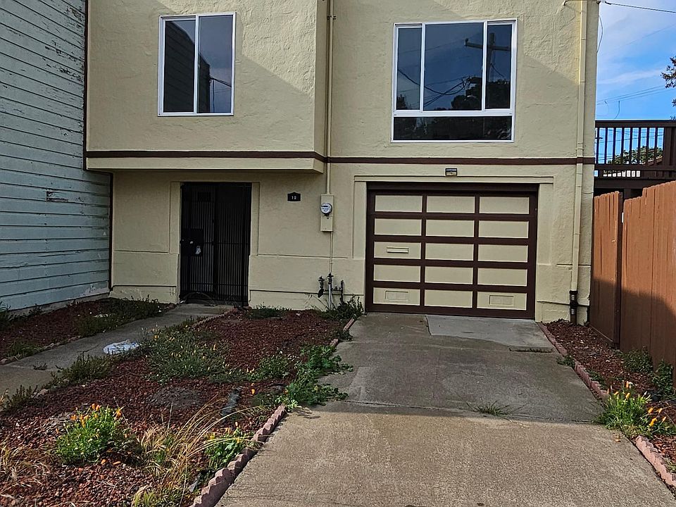 1st image of 10 Montana St