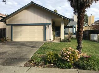 144 Presidential Cir, Healdsburg, CA 95448