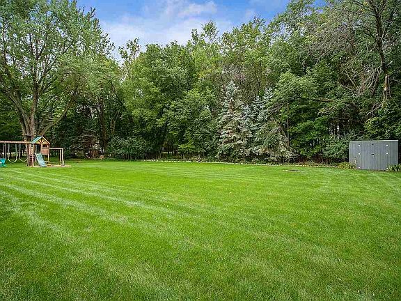 Gorgeous private wooded lot.