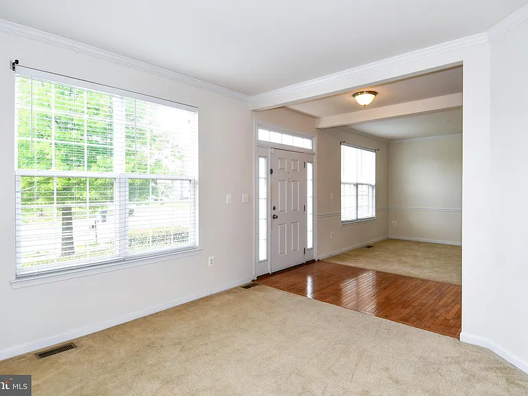 3082 American Eagle Blvd — Photo 5