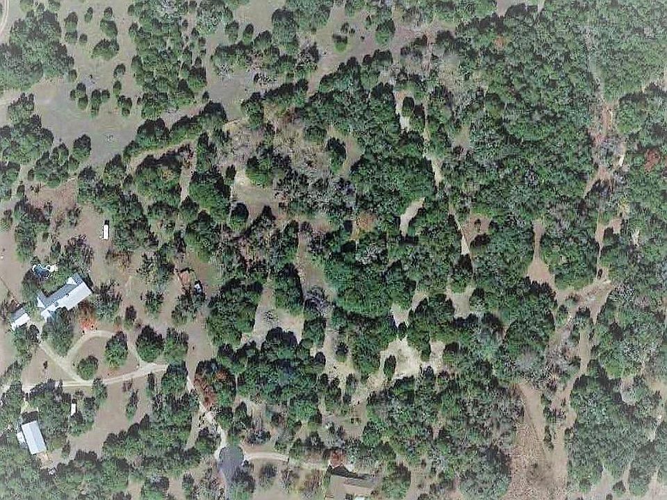 1st image of 807A Oak Ln