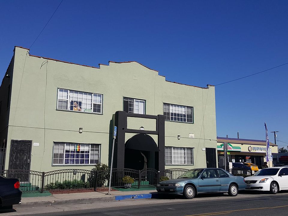 1st image of 1919 E 4th St APT A