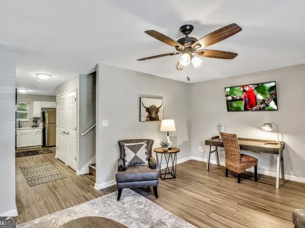 7269 Crestside Dr, Austell, GA 30168