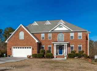 230 E Ivybridge Dr, Hubert, NC 28539