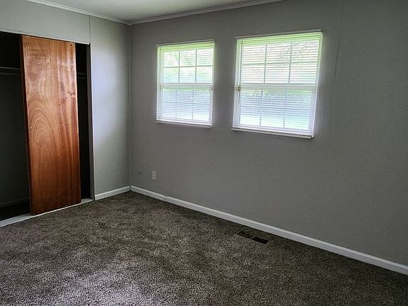5th image of 3640 Yellowstone Ave