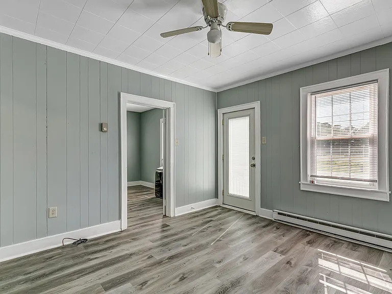 6225 Driftwood Ln — Photo 9