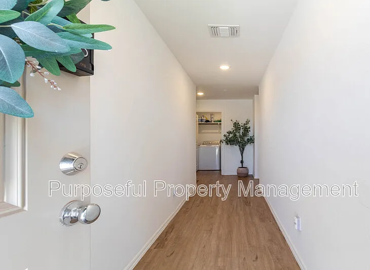9620 NW 126th St — Photo 7