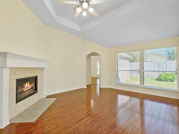 5th image of 16819 Stoneside Drive