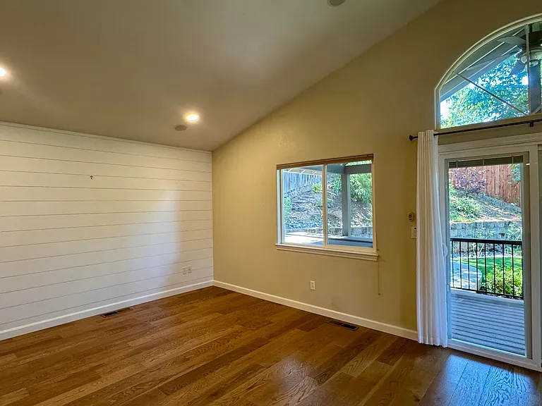 245 Incline Dr — Photo 8
