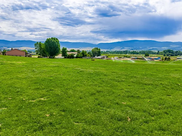 571 Ridge Rd, Stevensville, MT 59870