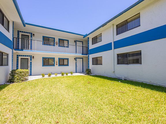 3rd image of 15301 Pembridge Avenue #48